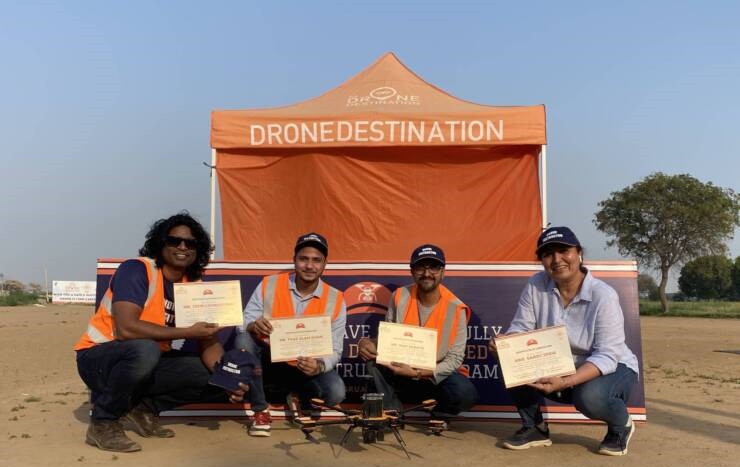 IID, Pioneer Flying Academy Instructors Successfully Complete DGCA Approved RPAS Trainer
                    Course